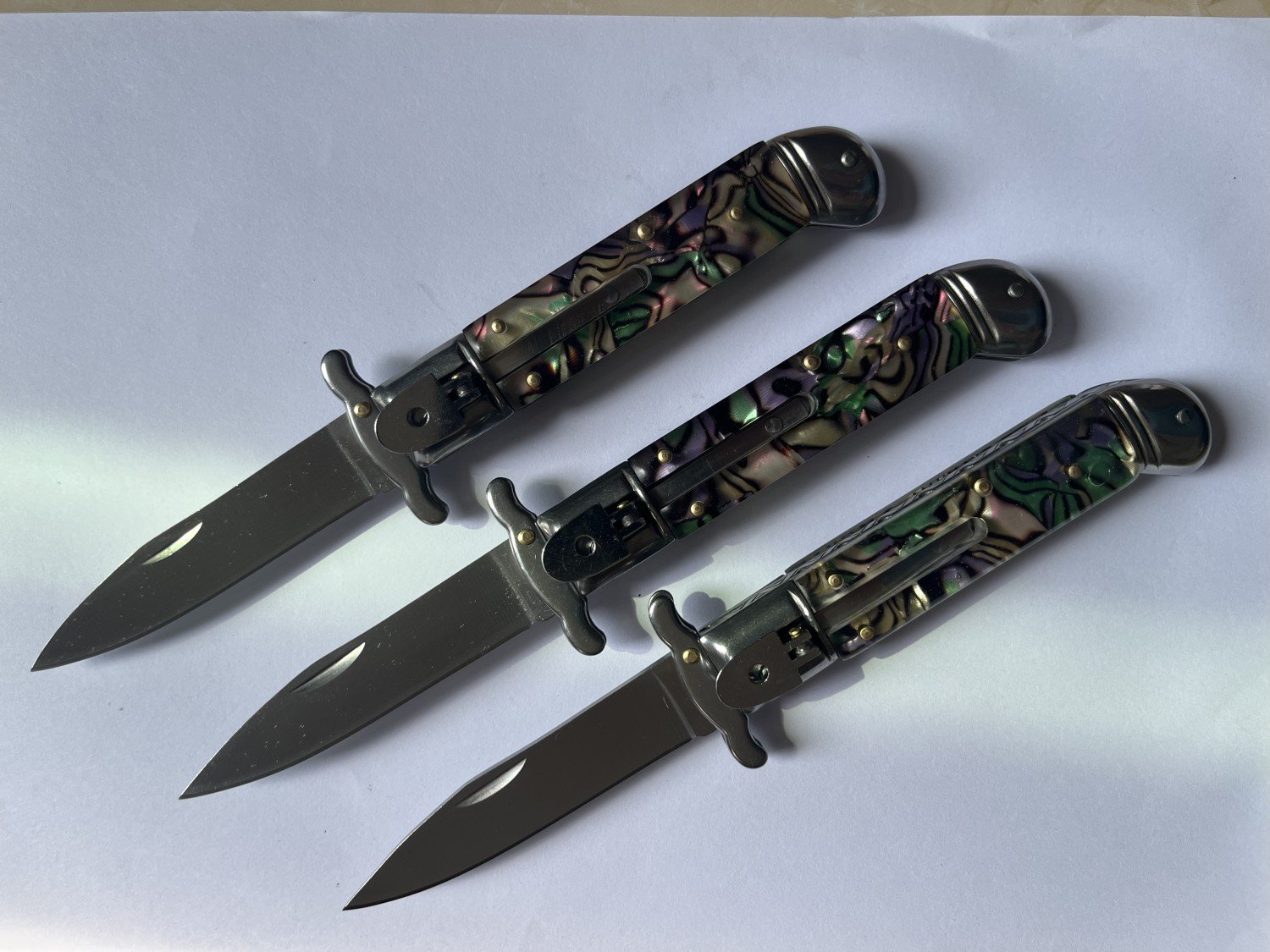 Auto Pocket Knife